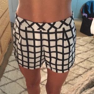 Black & White print shorts